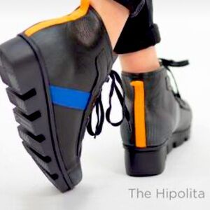 L'AmourDesPieds the hipolita black Leather ankle boot Y2k sneakers 8.5 women